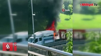 Üsküdar’da lüks otomobil bir anda alev aldı