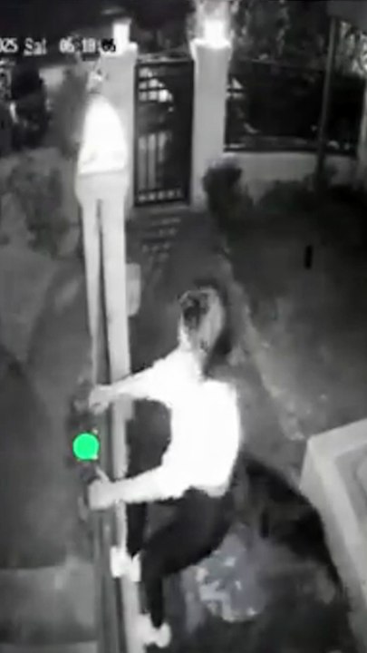 هدير عبد الرازق تثير الجدل من جديد بفيديو على سور الفيلا
