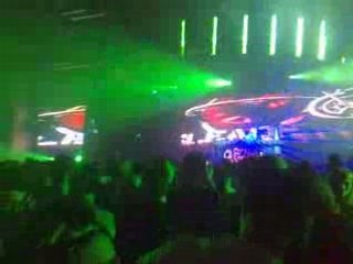 COONE VS DARK-E FT MC VILLAIN  @ BASSLEADER 2008 PART1