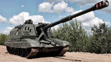ウクライナのドローンがロシアの自走榴弾砲Msta-Sを精密攻撃で破壊、映像が公開される