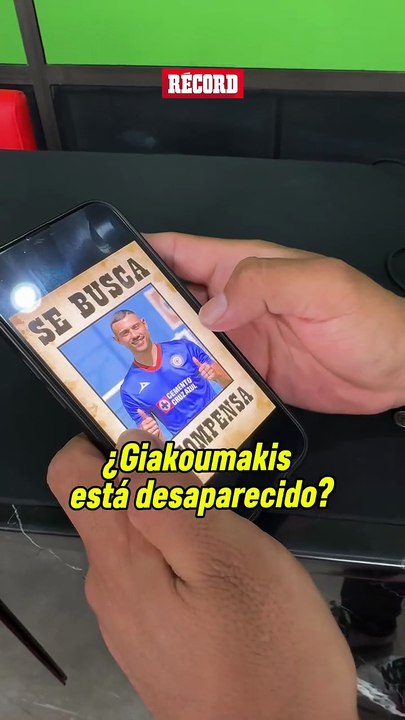 ¡OJO, CELESTES! Giakoumakis ya apareció en La...