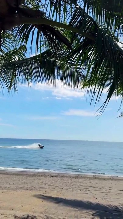 Villa in Lombok _ Jetski Fun in Front of your #LombokVilla _ Best in Lombok _ #Indonesia