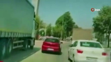 Bursa'nın işlek caddesinde korkunç kaza