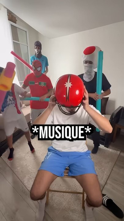 La chute de Mini Arad... 🤣