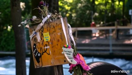 A Monaco torna il surf fluviale sulle onde dell'Eisbach