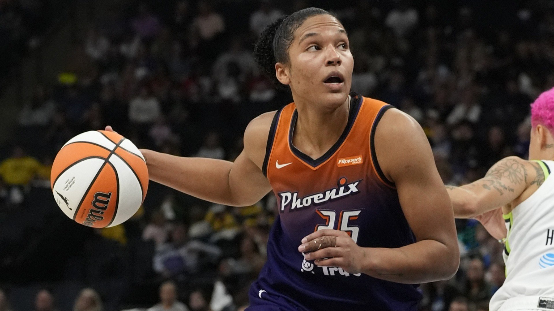 Minnesota Lynx Dominate WNBA Midseason with 20 Wins