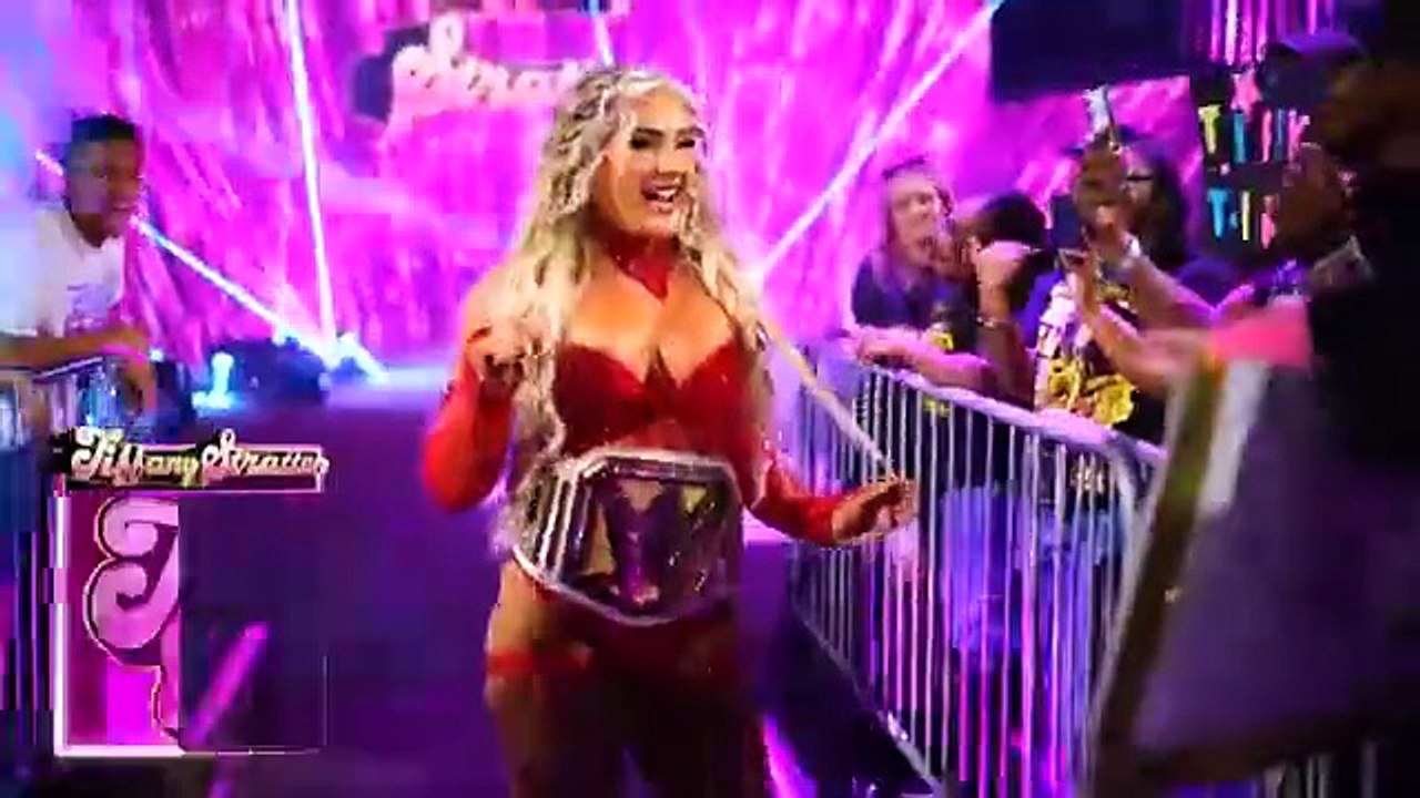 Tiffany Stratton vs. Trish Stratus  WWE Women’s Title Match Evolution 2025 highlights - WWE
