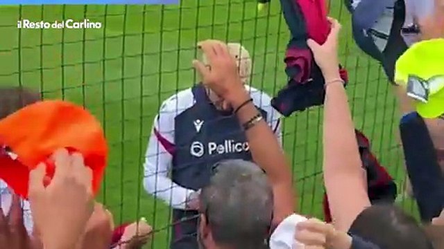 Federico Bernardeschi è arrivato a Valles, allenamento e incontro con i tifosi. Video