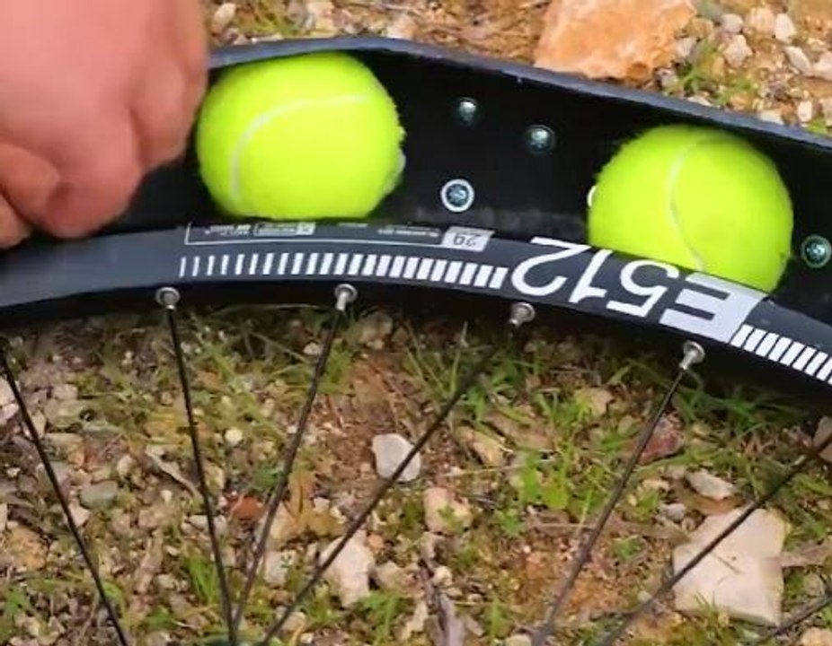 Creative Use for Old Bike Wheel