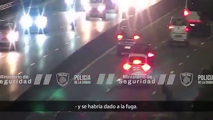 Se fue sin pagar y atropelló a dos mujeres en estación de servicio en Saavedra