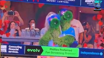 Viral Moment Phillies Mascots Troll CEO and HR Boss who were Caught Cuddling on Coldplay Kiss Cam