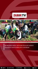 Akhiri Masa MPLS, Ratusan Pelajar Surade Hijaukan Pantai Minajaya Sukabumi