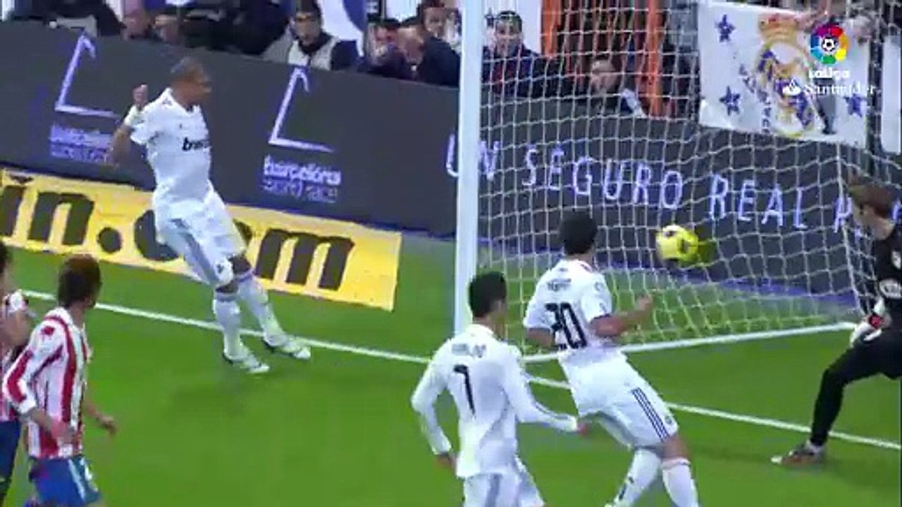 7/11/2010 Real Madrid- Atletico de Madrid (2-0) Liga
