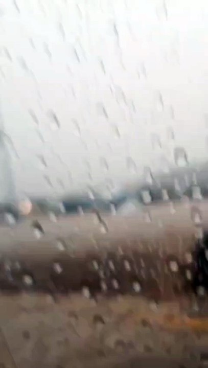 CAR STUCK IN FLOOD AT SWAN BRIDGE