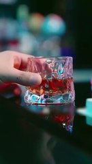 To Escape Vicious Mom, She Flash-Married Cold Billionairehis Whole Family Spoiled Her Like Queen