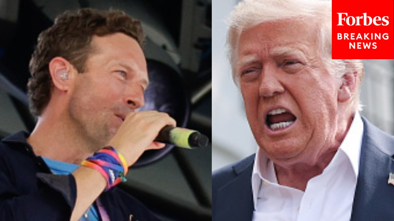 Klobuchar Torches Trump For Deflecting Epstein Blame On Dems: Like Astronomer CEO 'Blaming Coldplay'