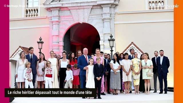 Le fiancé d'Alexandra de Hanovre, issu d'une riche famille, ne passe pas inaperçu aux côtés de Charlene et Albert de Monaco !