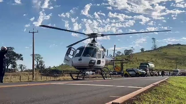 Grave acidente entre Diamante do Oeste e Santa Helena deixa duas vítimas; uma foi ejetada do veículo