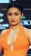 Geogeous actress in red carpet who you favorite