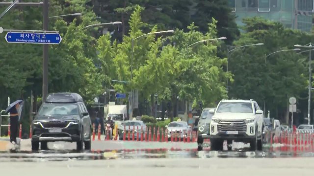 [날씨] 서울 등 내륙 '폭염주의보'...찜통더위 속, 80mm 이상 소나기 유의 / YTN