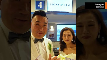 Letecký vlogger si pronajal Boeing 747 a oženil se během letu