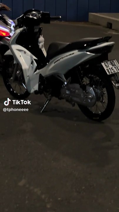 Thailand chilling edit real and short