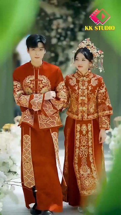 結婚式直前に婚約者に裏切られた彼女は、勢いでウェイターと結婚──まさか彼が“上海最大のホテル王”だったなんて… #中国ドラマ #短編ドラマ #ショートドラマ #日本映画 #日本のドラマ