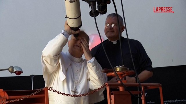 Papa Leone XIV visita l'osservatorio astronomico vaticano