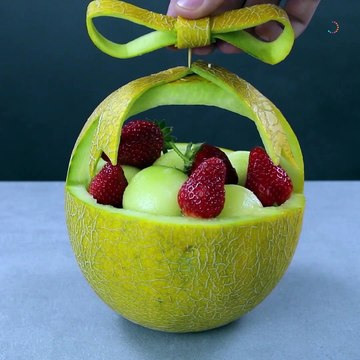 Simple fruit carving & cutting hacks!