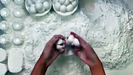 Chalk Crushing ASMR