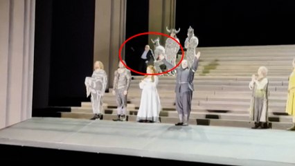 Pelea en pleno escenario de la Royal Opera House de Londres