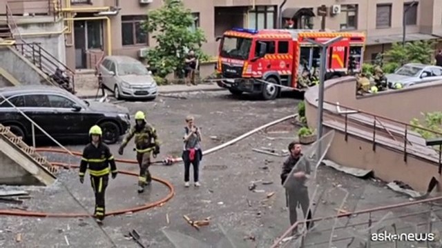 Massiccio attacco di droni russi sull'Ucraina, almeno 2 morti