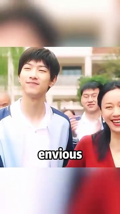 The boy took a bit the egg ,and his score increased by 100 points   #reel #movies #cdrama #moviereview #shorts #chinese #cdramalover #chinesedrama