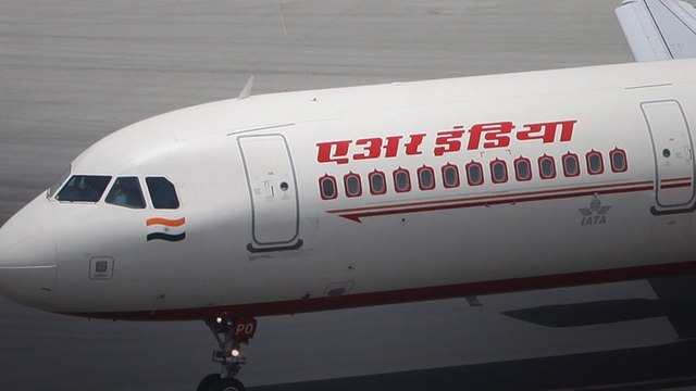 Mumbai Airport पर रनवे से फिसला Air India का विमान