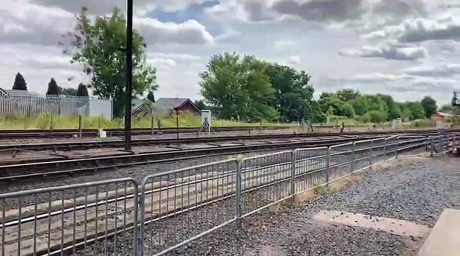 Flying Scotsman arrives at the Severn Valley Railway
