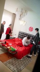 CEO Pretend Vegetable To Scare Poor Wife!Unaware She See Through _Tease Him With Lipstick!Love Came!