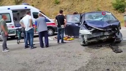 Gümüşhane’de kontrolden çıkan otomobil metrelerce sürüklendi: 4 yaralı