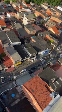 PM usa helicóptero e fecha o cerco durante operações em dois bairros de Salvador; assista