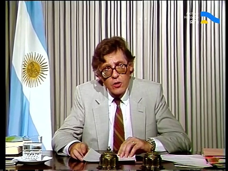 [Cadena nacional: Alfonsín y Sourrouille, sobre la reforma económica y las privatizaciones]