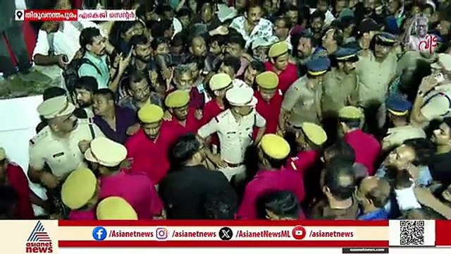വിഎസ് അച്യുതാനന്ദൻ; ജനകീയതയിലൂടെ വളർന്ന നേതാവ്