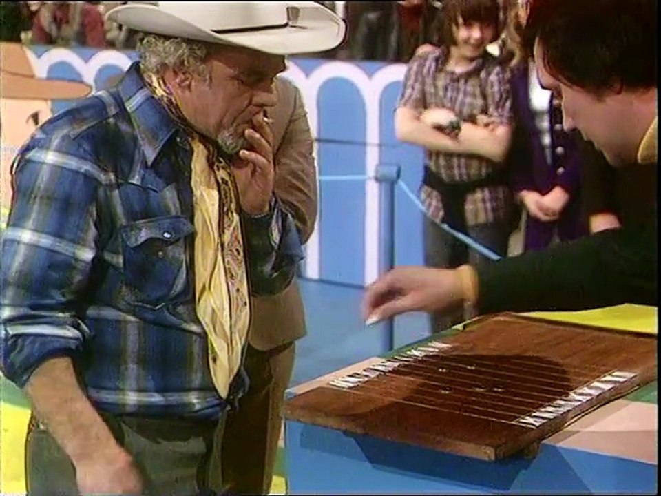 The Indoor League (1973) S01E04 - Fred Trueman - Yorkshire Television Pub Games Competition Series