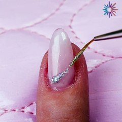 Bling on the nails for this winter season✨