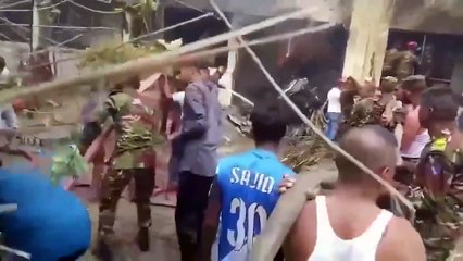Bangladesh | un avión militar se estrelló contra una escuela