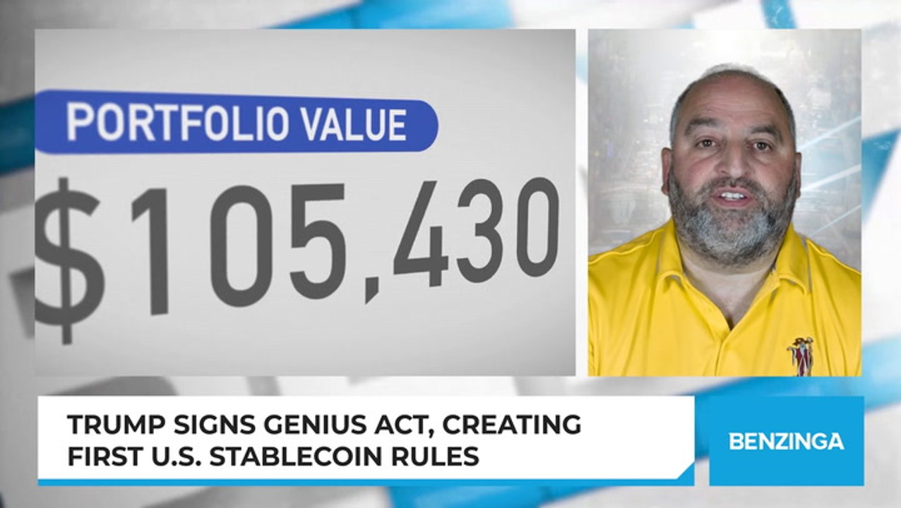 Trump Signs GENIUS Act, Creating First U.S. Stablecoin Rules