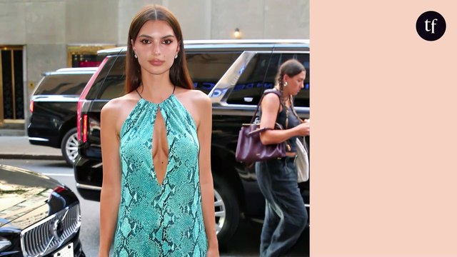 Déesse sexy : EmRata hyper sensuelle en maillot de bain string, elle rend fous ses fans