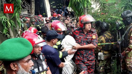 Fallecen 18 personas y hay 164 heridos por choque de avión de entrenamiento en Bangladesh