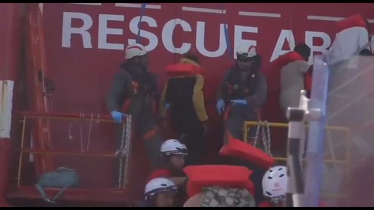 La Life Support di Emergency soccorre 50 migranti in zona Sar libica