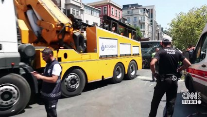 SON DAKİKA... İstanbul Beyoğlu'nda zincirleme kaza! Yaralılar var