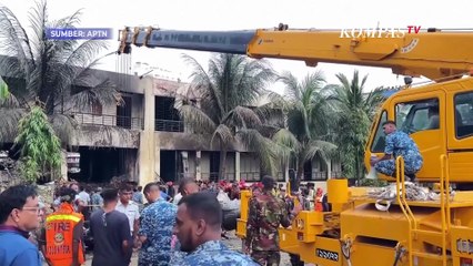 Saksi Cerita Momen Pesawat Latih AU Bangladesh Jatuh Tabrak Sekolah