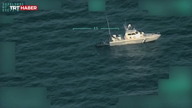 Yunanistan'ın ittiği düzensiz göçmenleri Türk Sahil Güvenlik ekipleri kurtardı